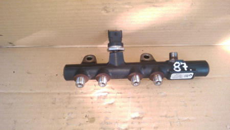 Motoare si anexe - Rampa injectie pentru Renault Clio 4, motorizare 1.5 diesel, cod 175215346R   ,   H8201157327