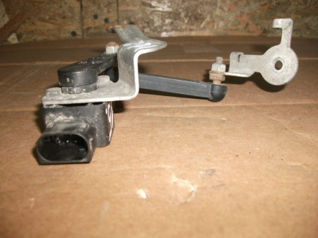 Senzor nivel fata balast xenon BMW Seria 3 E90 E91, 6778813, an 2004-2011 [1]