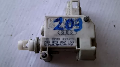 Senzori - Senzor pentru Audi A4B7 , cod 8E0862153