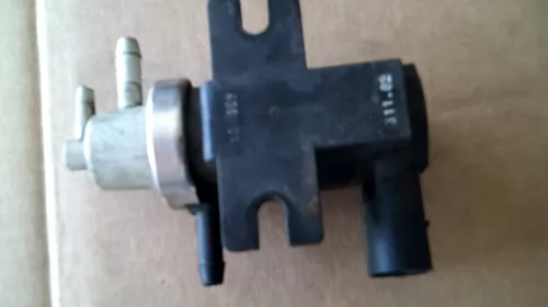 Senzor pentru Audi A4B7 , cod 8E0906627B [1]