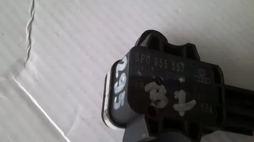 Senzori - Senzor pentru Audi A4B7 , cod 8P0955557