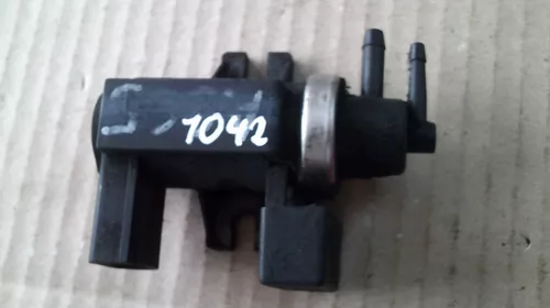 Senzori - Senzor pentru Audi A6C5 , cod 8E0906628B