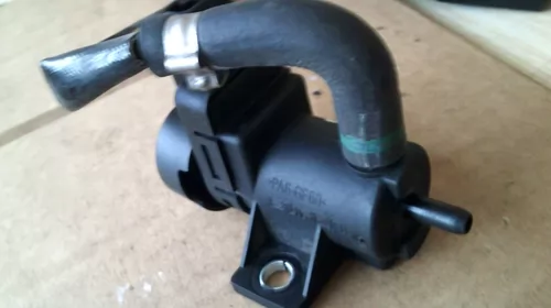 Senzor pentru Peugeot 407 , cod 9652862380 [1]