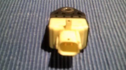 Senzor pentru Subaru Forester 3, cod 98231FG000 [1]