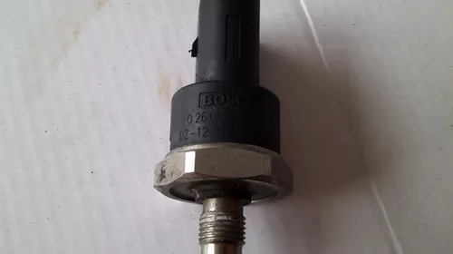 Senzor pentru Volkswagen Passat B6, cod 06D906051A [1]