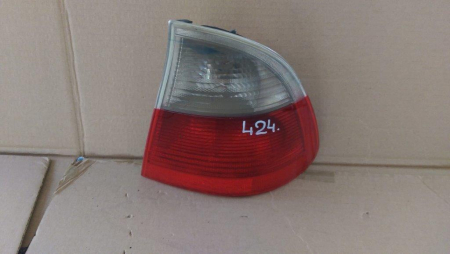 Electrica si electronica - Stop dreapta BMW Seria 3 E46, combi, cu semnalizare alba, 6905630, an 1998-2004