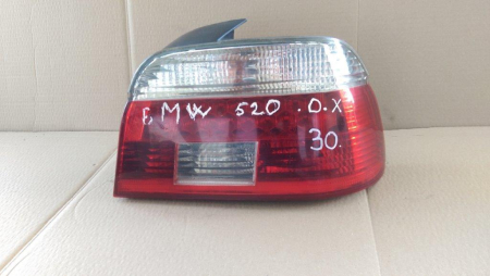 Stop dreapta BMW Seria 5 E39, facelift, semnalizare alba, an 2001 - 2004 [1]