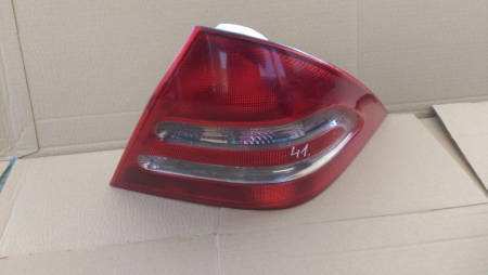 Stopuri - Stop dreapta Mercedes C-Class, W203, 2038200264, berlina, sedan, an 2000-2007