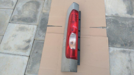 Elemente de caroserie - Stop dreapta pentru Renault Trafic 2, cod 93857722