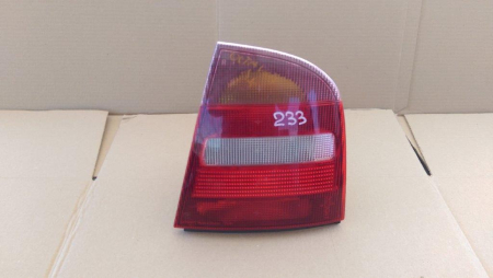 Stopuri - Stop dreapta Skoda Octavia 1, caroserie Hatchback / Liftback / Berlină cod 1U6945112, an 1996-2004