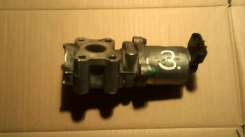 Motoare si anexe - Supapa EGR pentru Lexus IS220 XE20, motorizare 2.2 Diesel, cod 25620-26102 , VN135000-7173