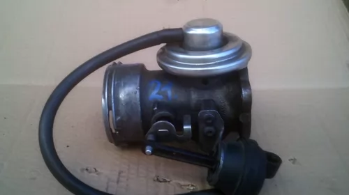 Motoare si anexe - Supapa EGR pentru Volkswagen Golf 4, motorizare 1.9 Diesel, cod 038129637L