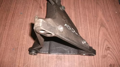 Suport dreapta pentru Audi A4B5 , motorizare 1.9 diesel, cod 8D0199308F [1]