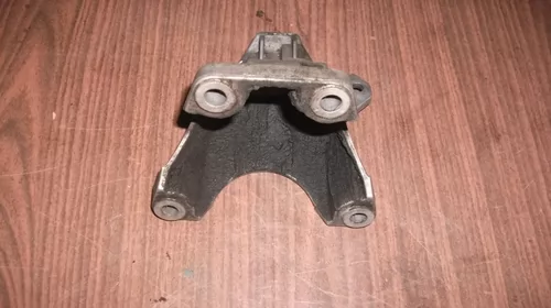 Suport dreapta pentru Audi A4B7 , motorizare 2.5 diesel, cod 8E0199308J [1]