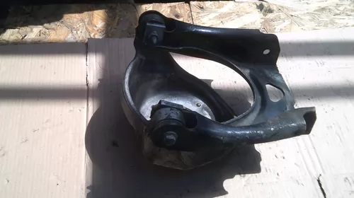 Suport dreapta pentru Peugeot 407 , motorizare 2.0 diesel, cod 446332C [1]