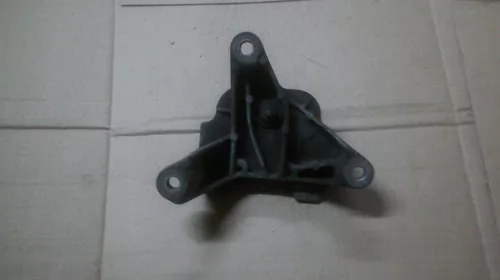 Suport pentru Audi A4B8 , motorizare 2.0 diesel, cod 8K0399115R [1]
