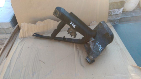 Alte anexe - Suport pentru Mercedes C-Class W203, motorizare 2.2 diesel, cod A6112230704   ,   A6110981729