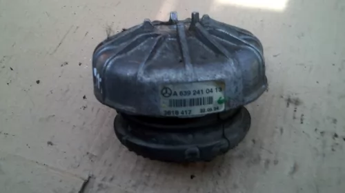 Suport pentru Mercedes Vito W639, motorizare 2.2 diesel, cod A6392410413 [1]