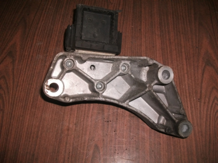 Alte anexe - Suport cutie viteze VW Golf 6, 2.0tdi, 1K0199117, an 2008-2015