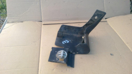Aparatoare noroi prag fata dreapta pentru Mazda CX7 ER, cod EG2151PJ1 [1]