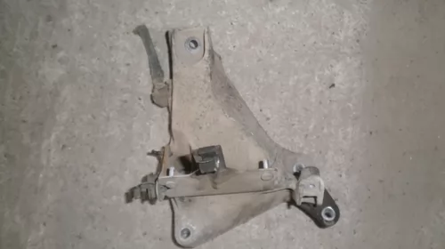 Alte anexe - Suport stanga pentru BMW Seria 3 E90, motorizare 2.0 diesel, cod 2211-6760309-06