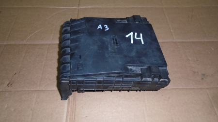 Module si calculatoare - Tablou Sigurante pentru Audi A3 8P, cod 1K0937125A