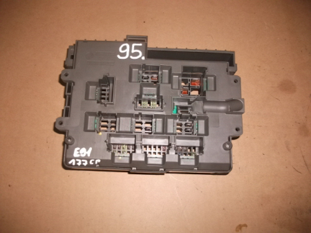 Module si calculatoare - Tablou Sigurante pentru BMW Seria 3 E91, cod 9119446