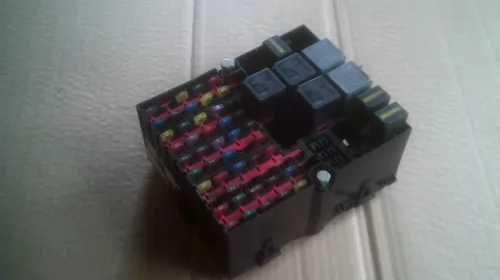 Module si calculatoare - Tablou Sigurante pentru FORD Fusion , cod 2N1T-14401-MH