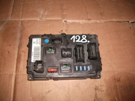 Module si calculatoare - Tablou Sigurante pentru Peugeot 407 , cod 9656148080