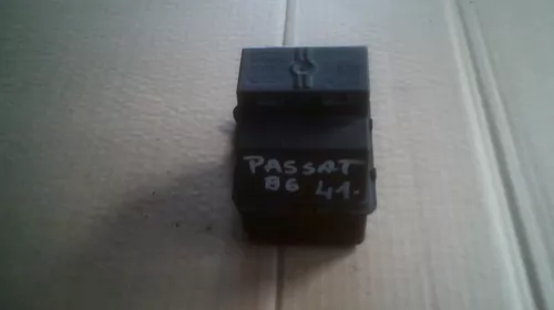 Tablou Sigurante pentru Volkswagen Passat B6, cod 1K0937507B [1]