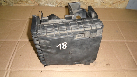 Module si calculatoare - Tablou Sigurante pentru Volkswagen TOURAN 1T, cod 1K0937125A