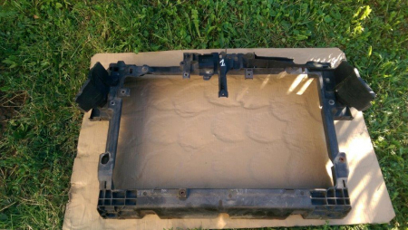 Elemente de caroserie - Trager, calandru, panou frontal pentru Mazda CX7 ER, motorizare 2.3 benzina, cod L20653110
