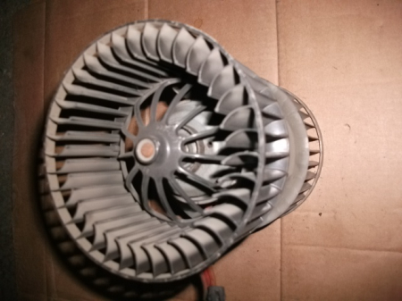Ventilator aeroterma bord pentru BMW Seria 3 E46, an de fabricatie 1997 - 2004, cod 0130101103 [1]
