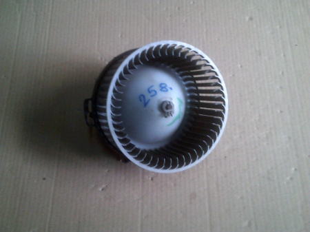 Ventilator aeroterma bord pentru Mazda 3 , (Bk) 2003-2009 cod HB111-894000-0 [2]