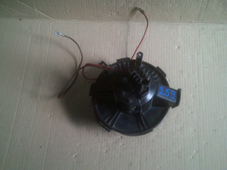 Faruri si stopuri - Ventilator aeroterma bord pentru Opel Zafira B, cod BEHR D8087