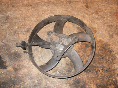 Electroventilator racire motor pentru Skoda Fabia 1 ,  Polo 9N  , an de fabricatie 2001-2005 , motorizare 1.4 BENZINA, cod 866939A [1]