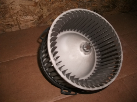 Ventilator aeroterma bord Mazda 5 CR cod  B32H02 , 894000-0260 , an 2005-2010 [1]