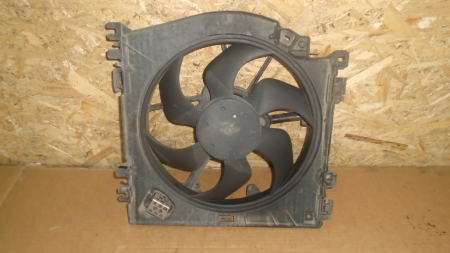 Electroventilator cu carcasa racire pentru RENAULT CLIO 3, motorizare 1.5 DIESEL, cod 8200525991 [1]