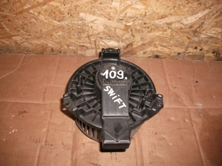 Alte piese de climatizare - Ventilator aeroterma bord Suzuki Swift RS cod  , 272700-0301, an 2004-2010