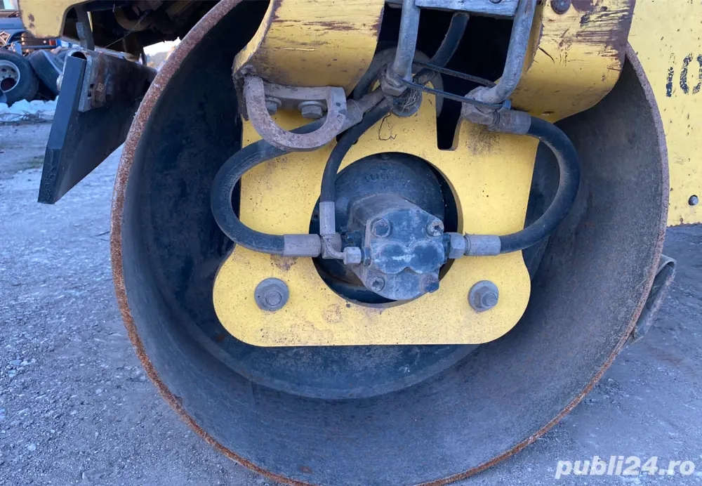 Compactor Bomag BW100 AD-5 [9]