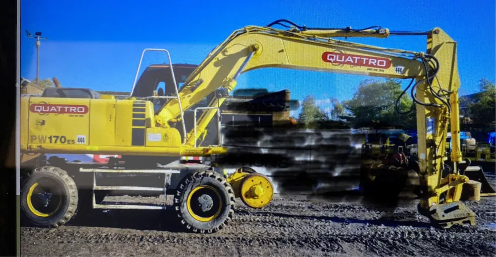 excavator feroviar pe roti [2]