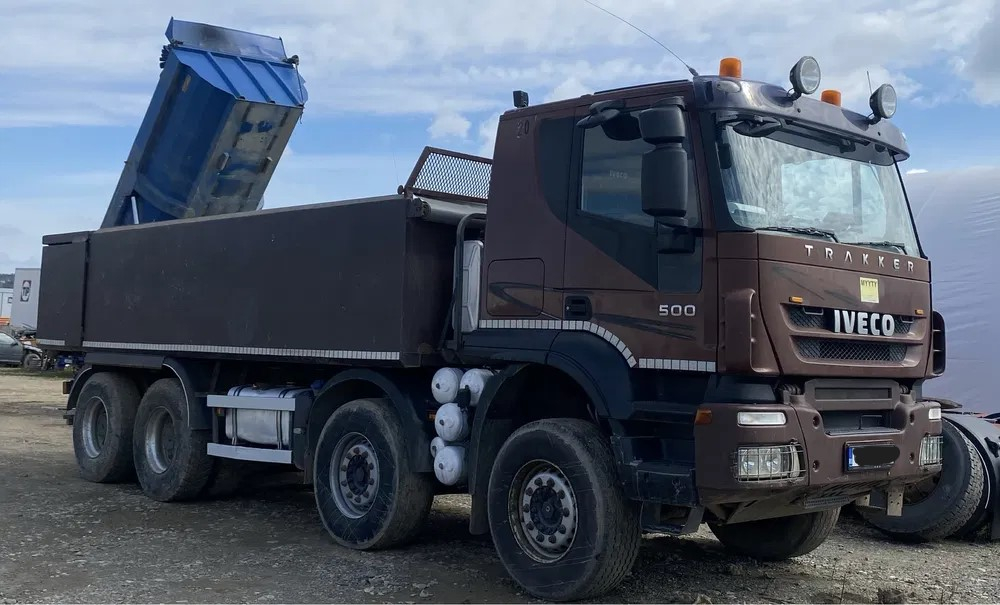 Iveco Trakker 8x4 500CP [3]
