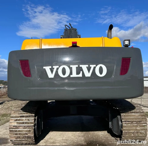 Excavator senile Volvo EC360C [5]