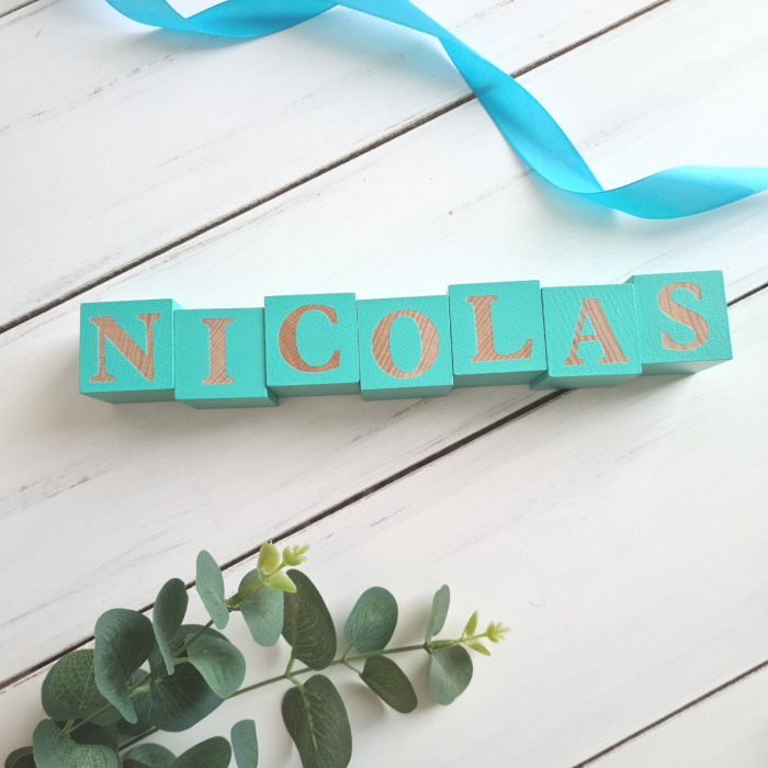Cuburi din lemn colorate - personalizate cu nume [6]