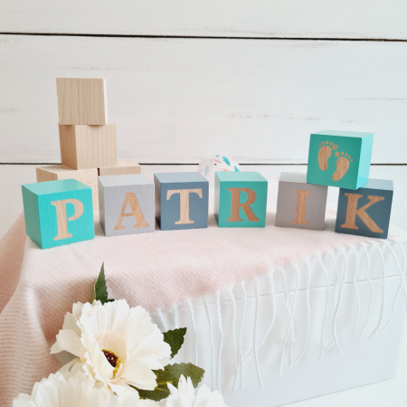 Cuburi din lemn colorate - personalizate cu nume [10]