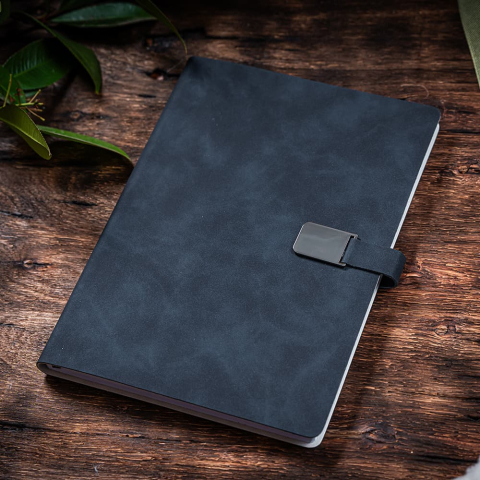 Agenda nedatata Clips [2]