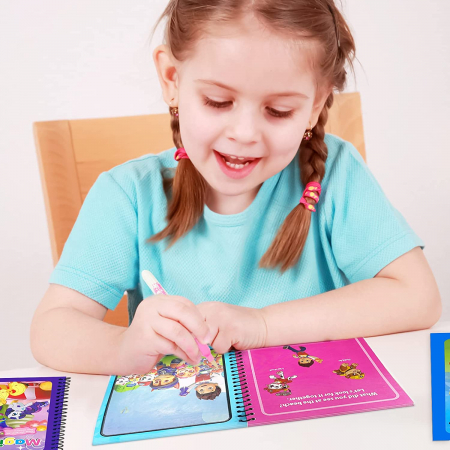 carte de colorat cu apa 3 Hello Kitty [6]