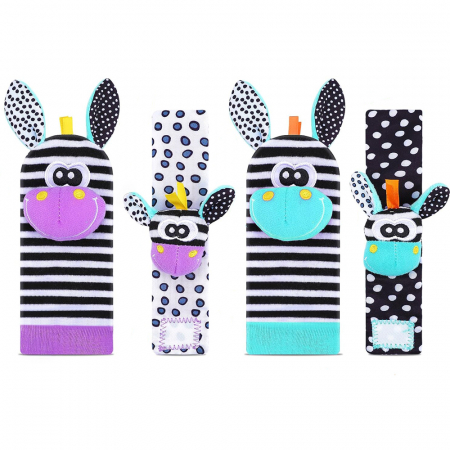 Bebelusi - Set jucarii interactive pentru bebelusi, sosete si bratari zornaitoare model zebra
