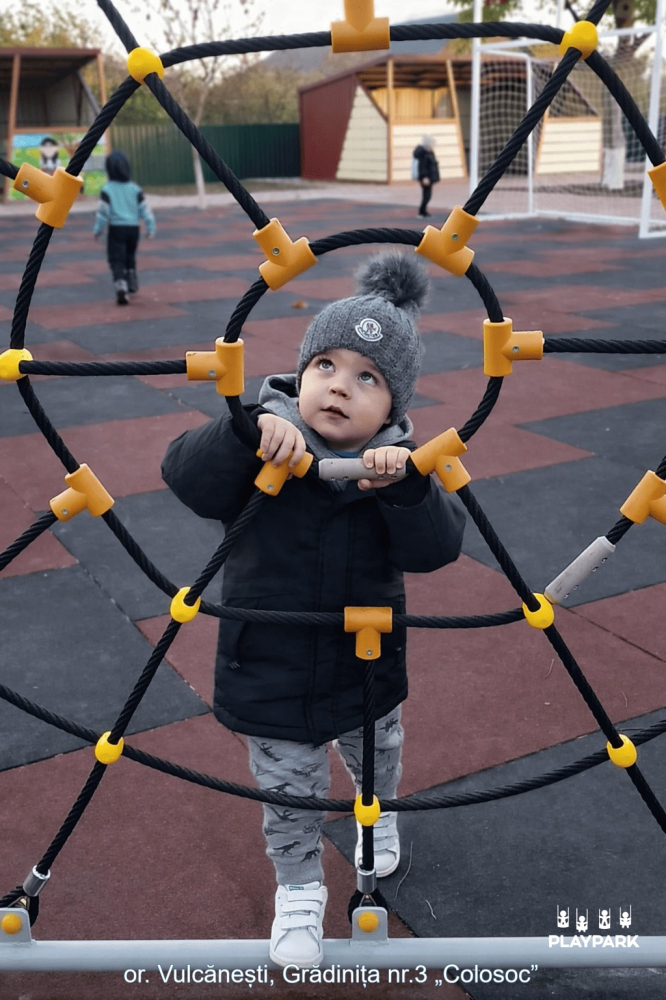 Уличный игровой комплекс Indigo-135 с горкой и элементами для лазания [3]