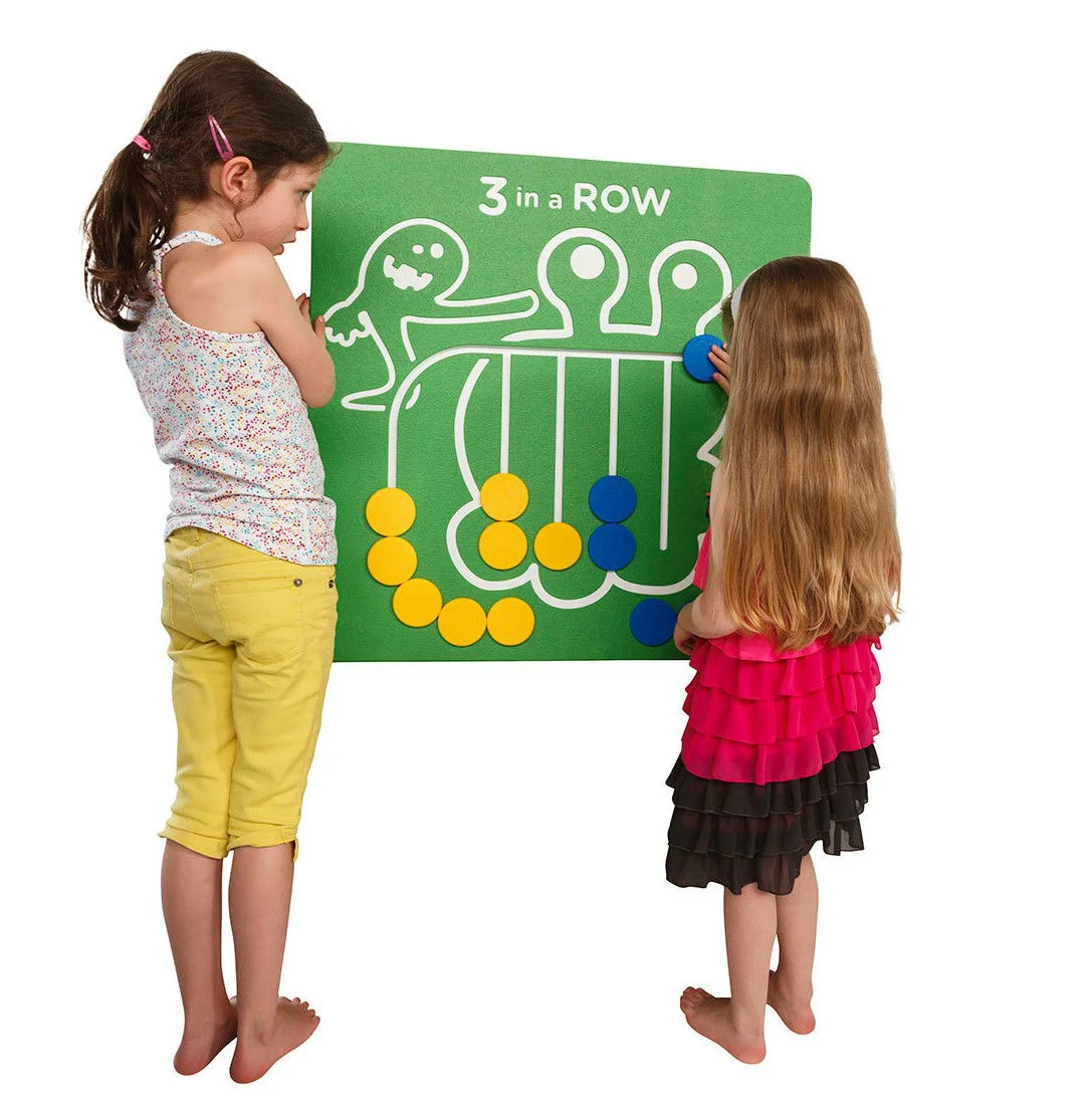 Panou interactiv "3-in-ROW" [2]